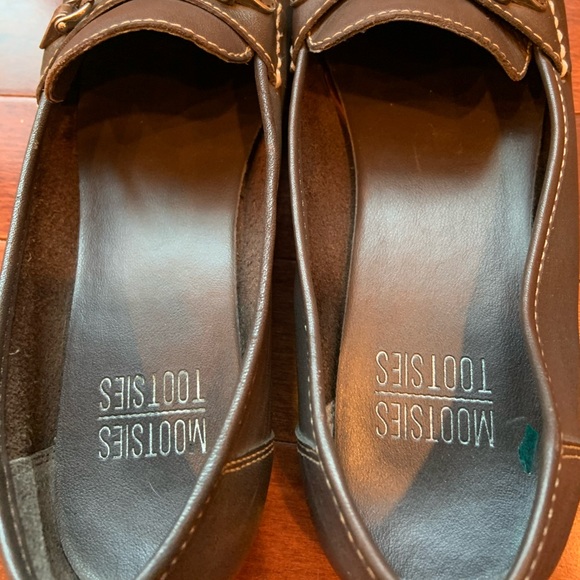 Mootsie Tootsie Loafer - Picture 4 of 5